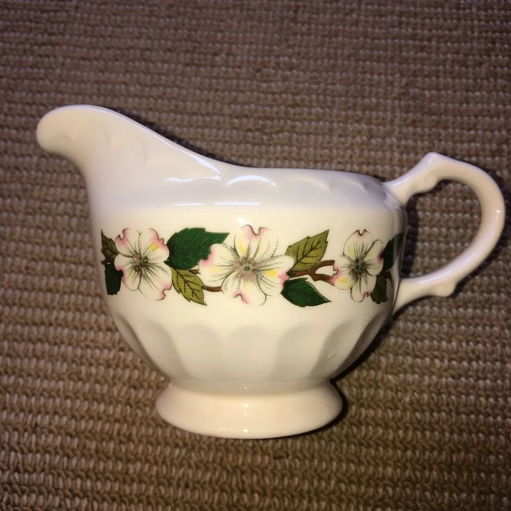 Vintage KNOWLES "HERMITAGE" CREAMER STYLED BY KALLA DOGWOOD ON IVORY